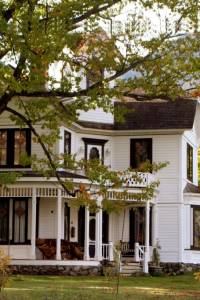 625 A. Ave. (Upper Kaslo)